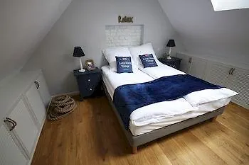 Anchor House סופוט